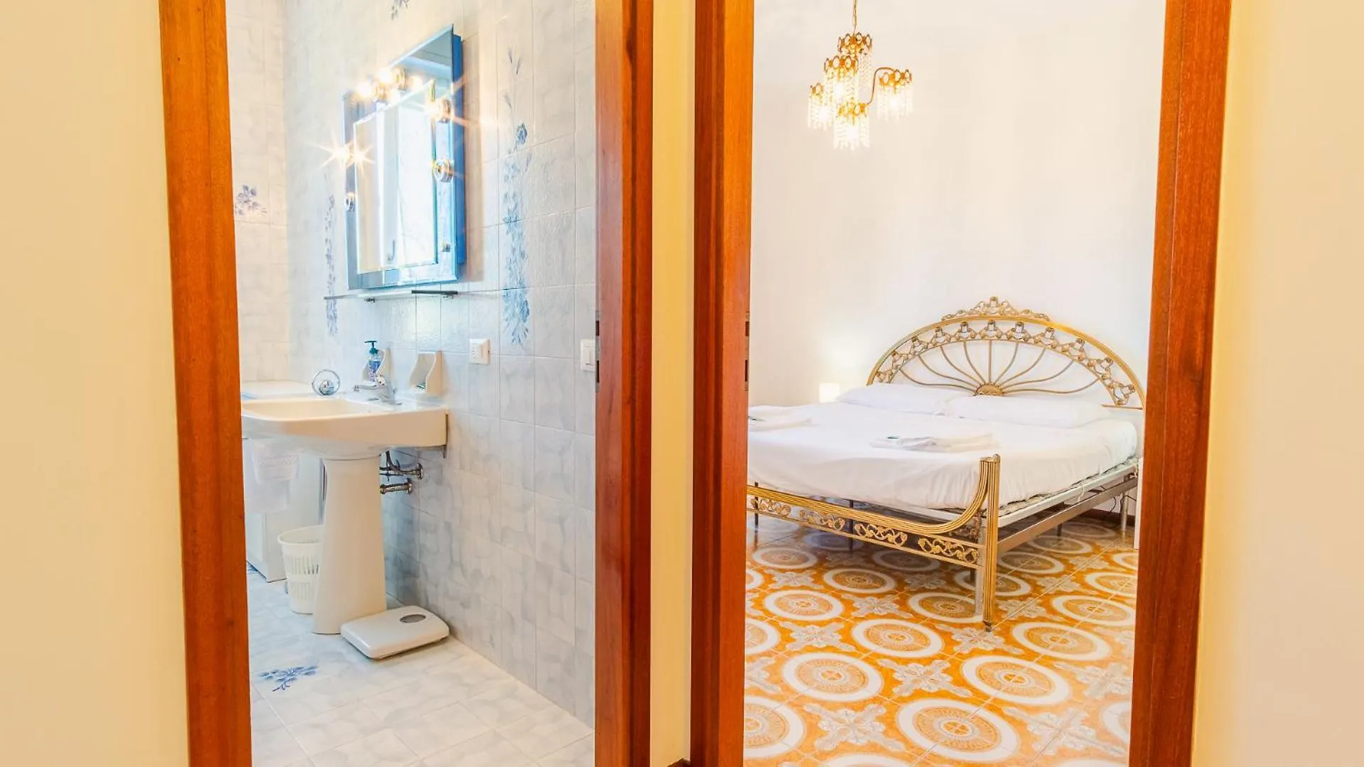Tra Cielo E Terra - Italian Homing Apartman Desenzano del Garda 0*,