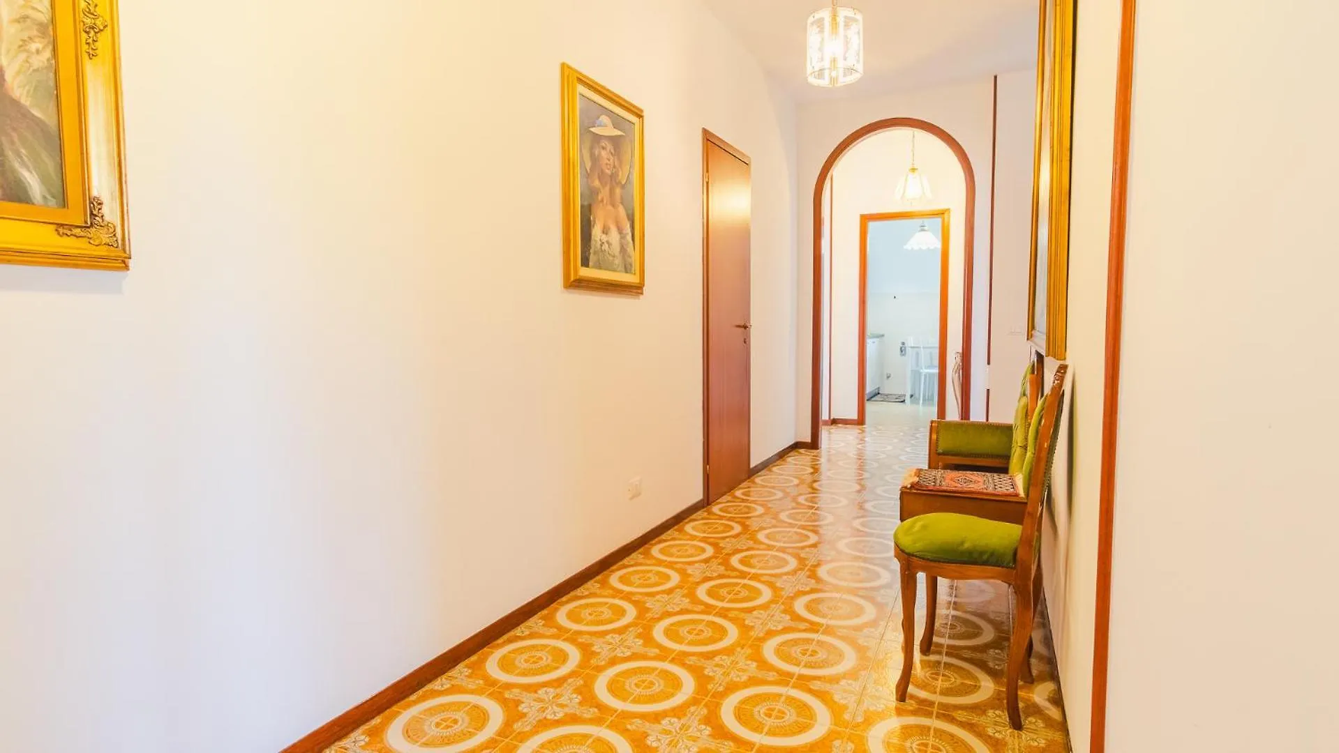 Tra Cielo E Terra - Italian Homing Apartman Desenzano del Garda