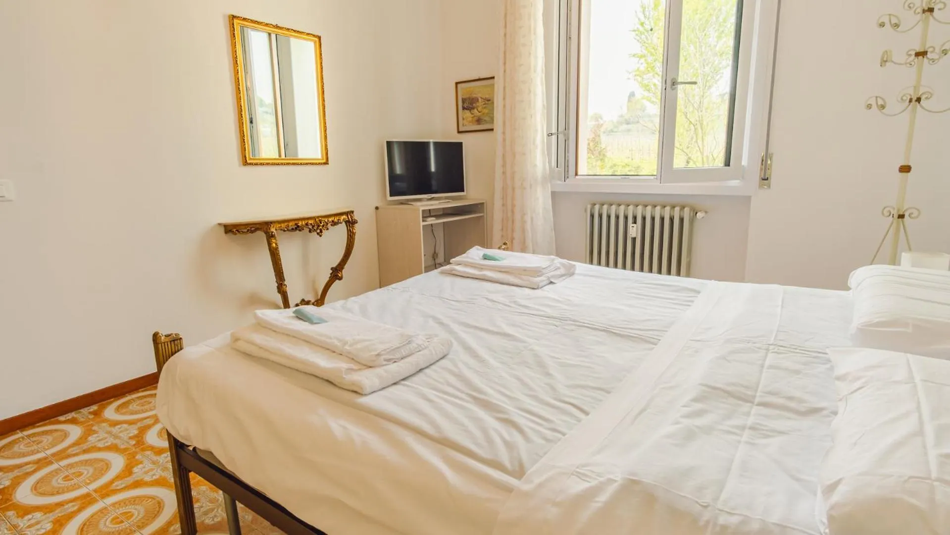 Tra Cielo E Terra - Italian Homing Apartamento Desenzano del Garda